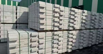 海南芝麻白路沿石