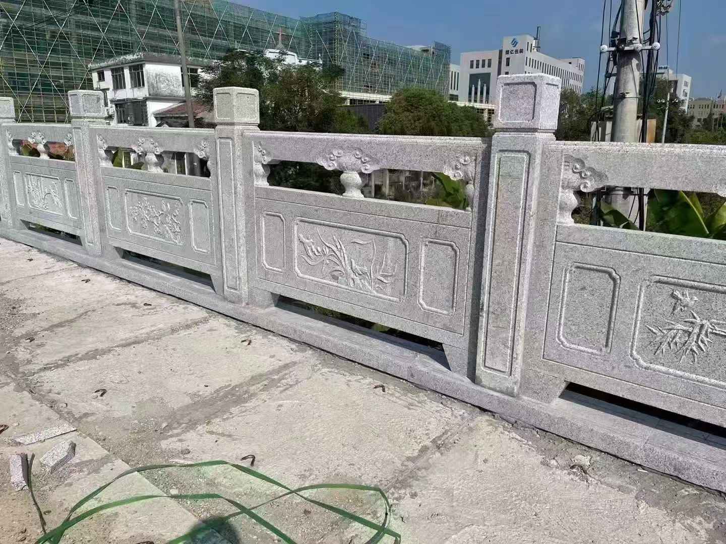 海南 芝麻白栏杆