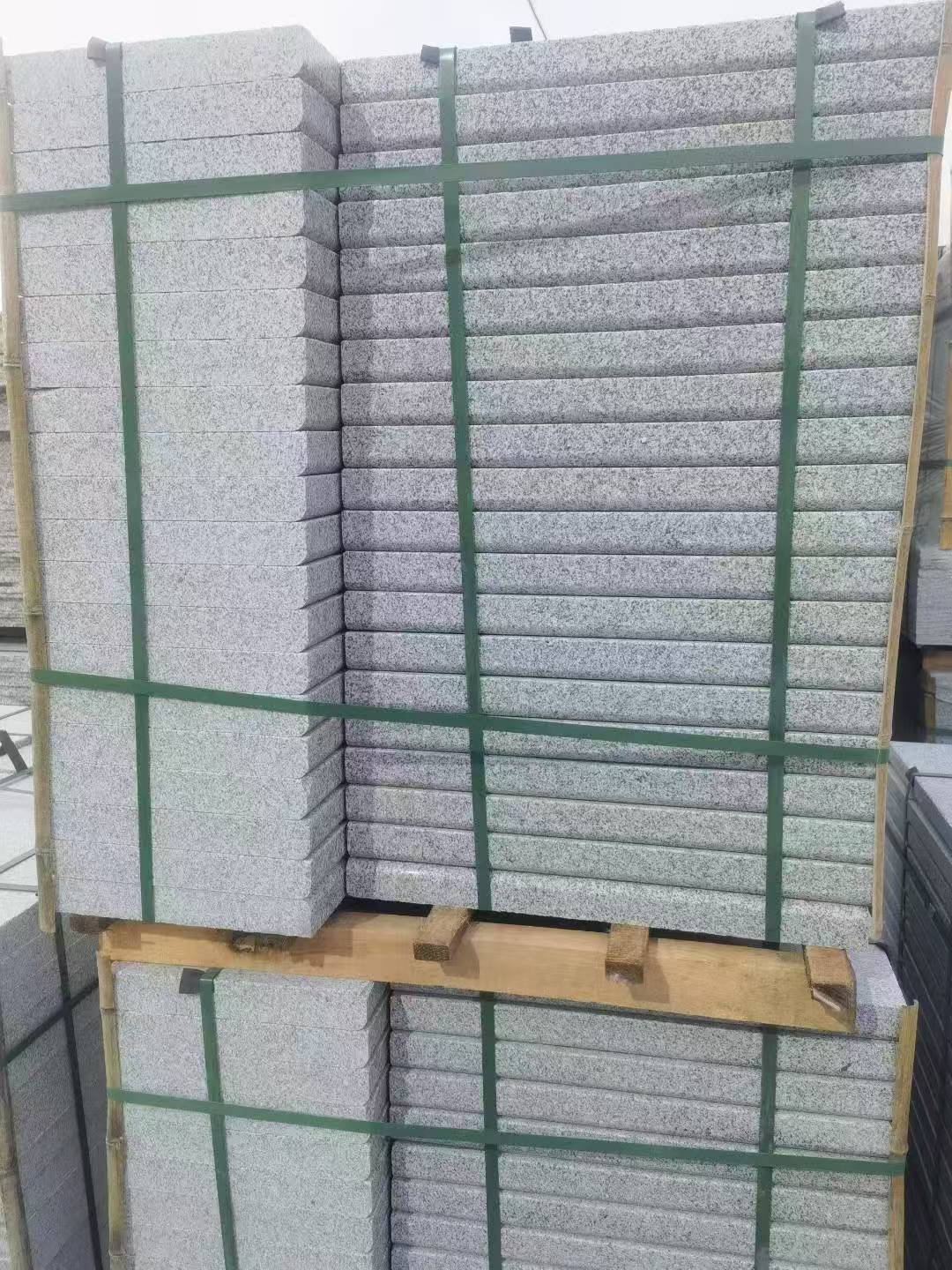 海南 5公分芝麻白，倒斜角，室外楼梯踏步