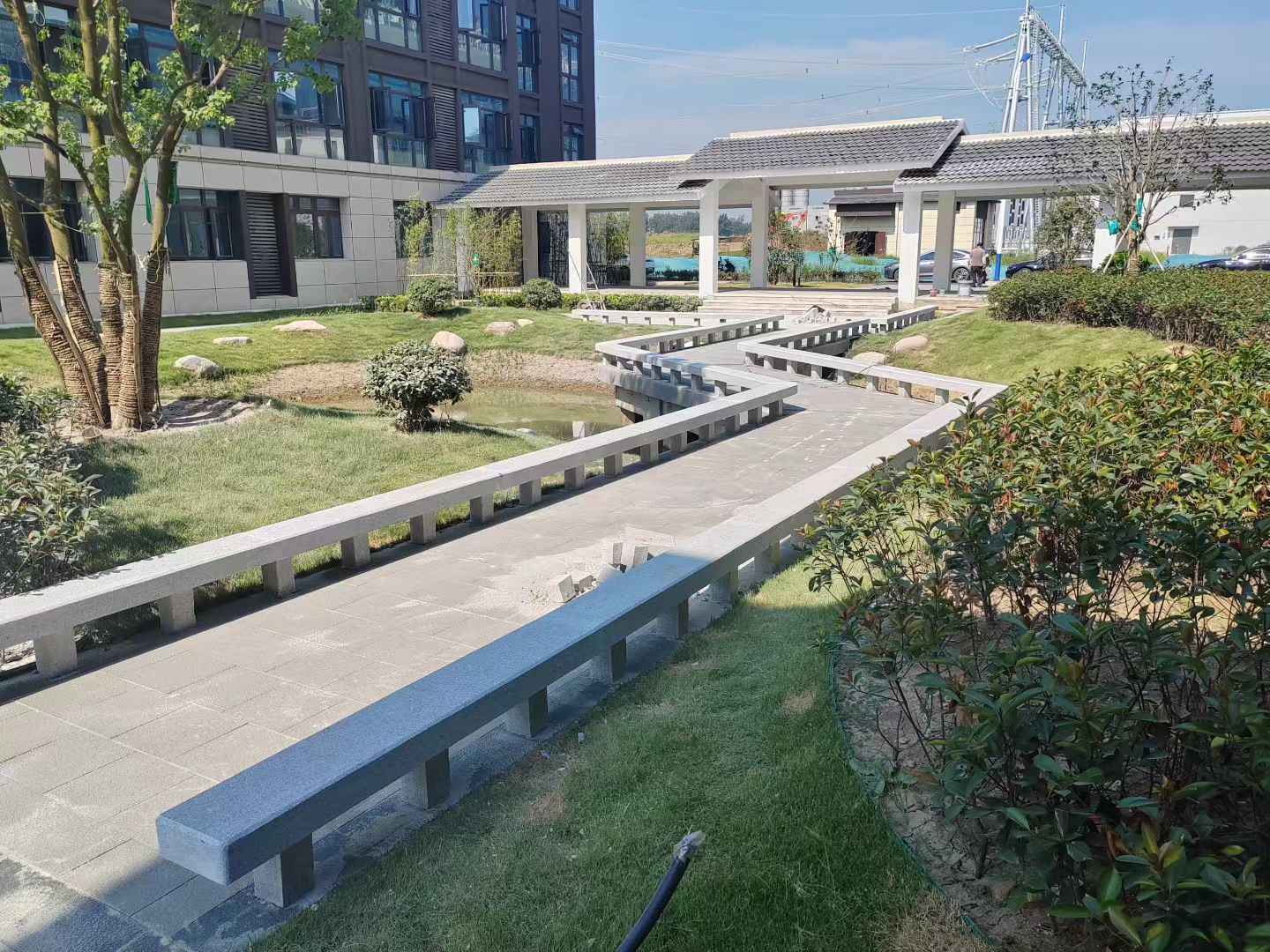 海南 芝麻灰小区坐凳&栏杆安装效果