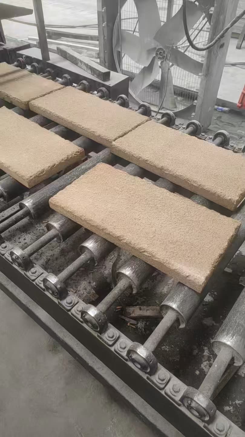 海南仿古石、老石板，流水线加工，价格美丽