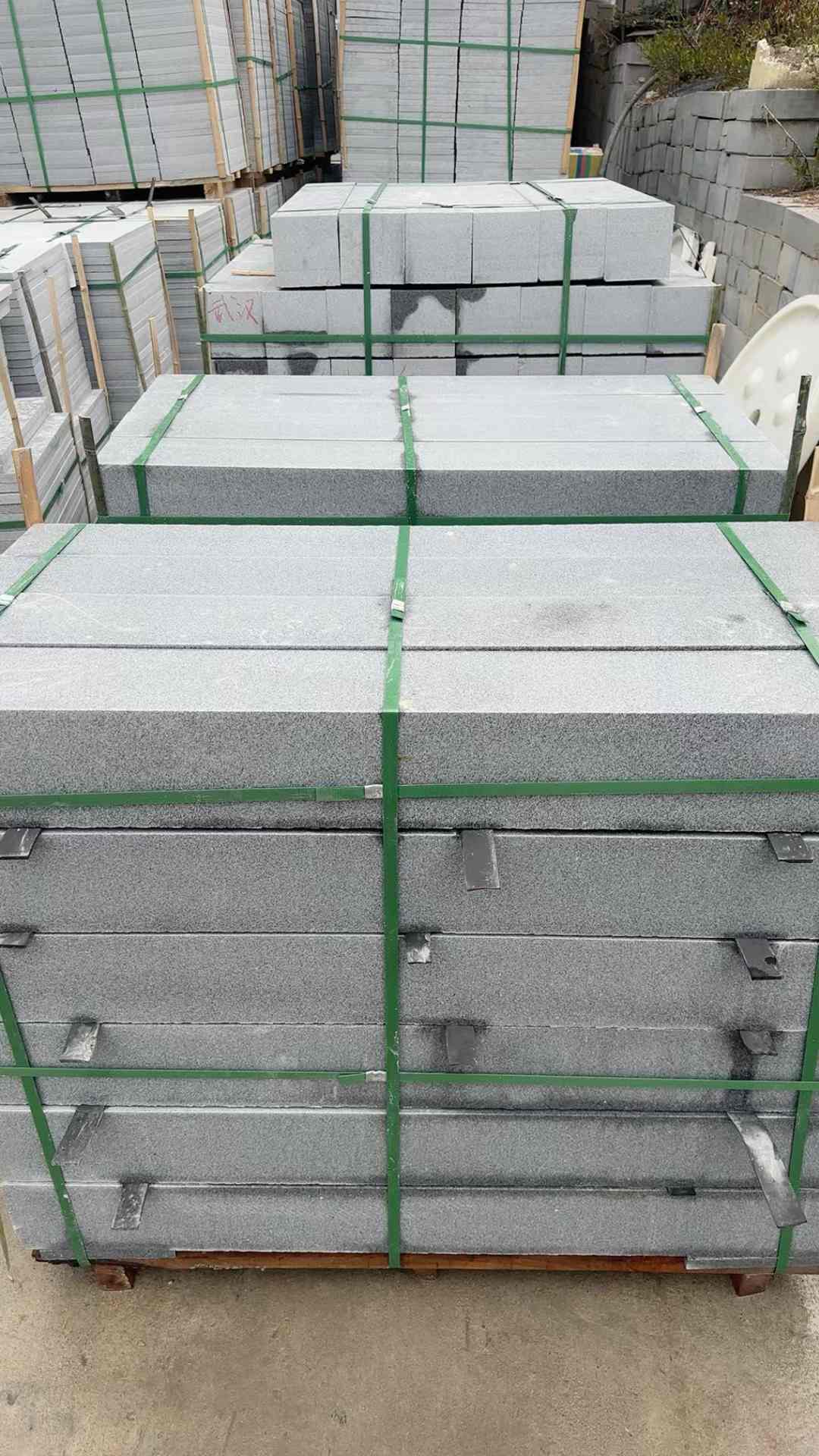 海南 芝麻灰机切面栏杆