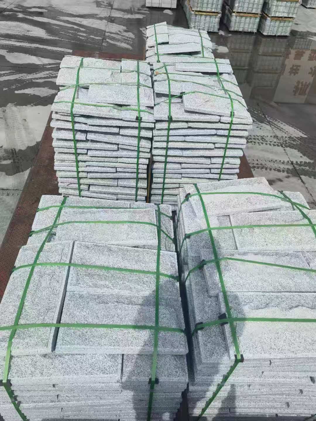 海南 芝麻白蘑菇石装车出货