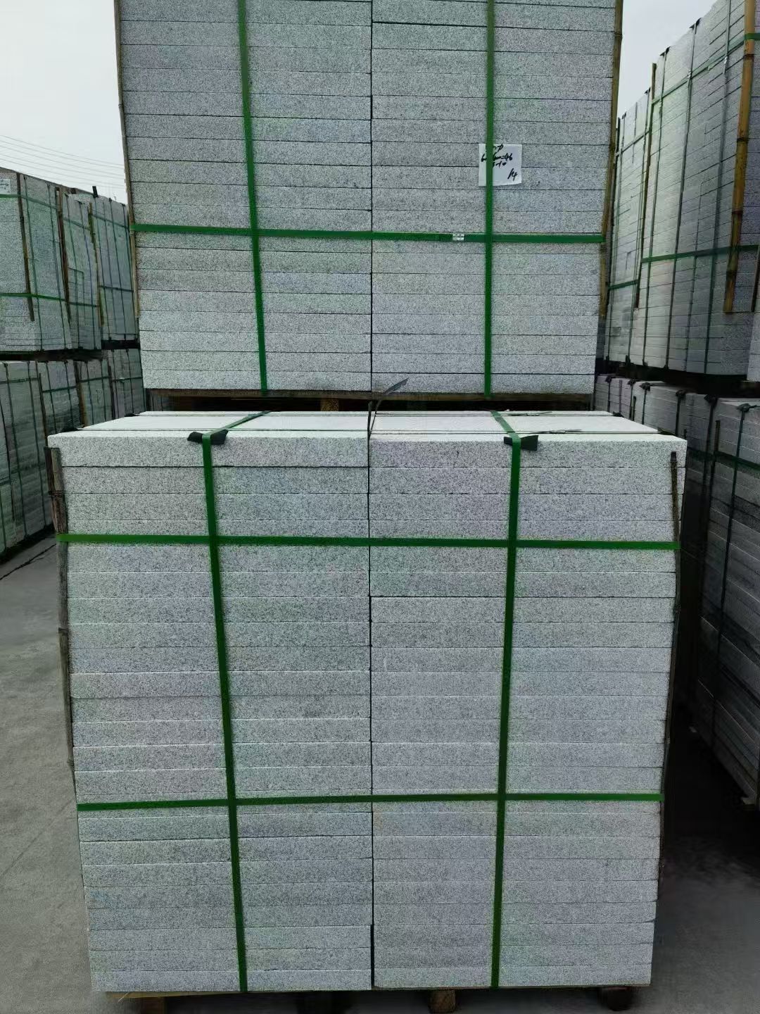 海南 火烧面地铺石，街道广场园林市政工程板，1.8~5.0厚均有现货