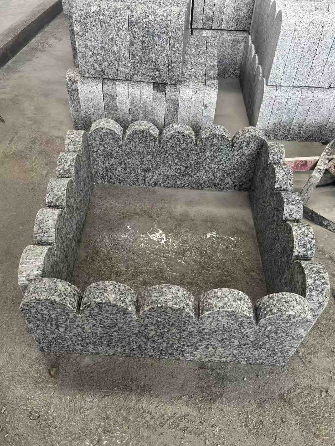 海南 花边石、花坛围栏石、花池界石、菜园栅栏石、镶边石、波浪状界石介绍