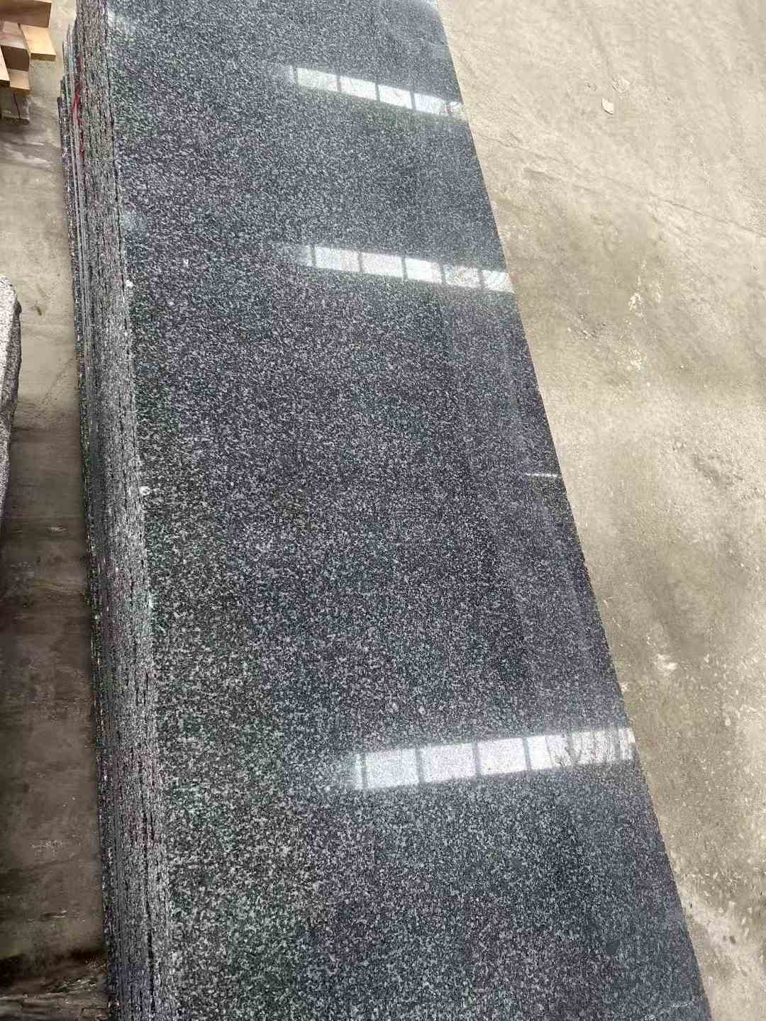 海南 芝麻黑光面